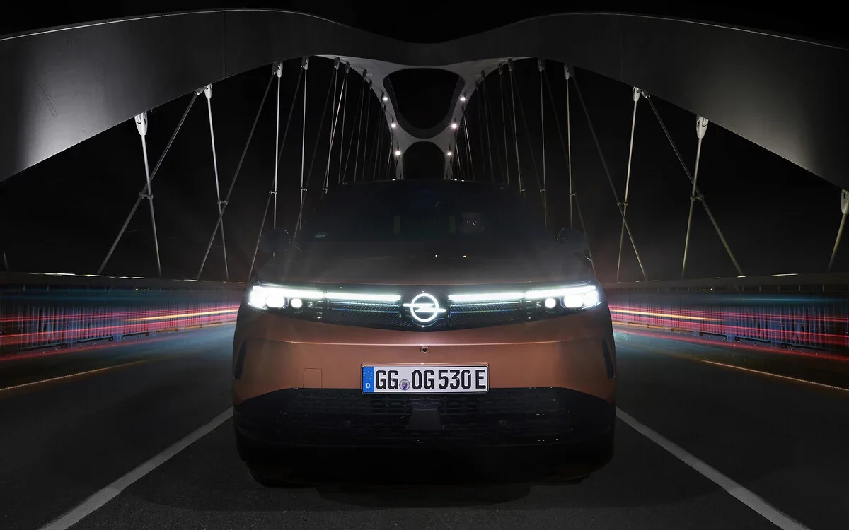 DVN Award 2025 for Intelli-Lux HD Light in New Opel Grandland